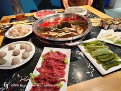 -鸿火锅(航天路店)