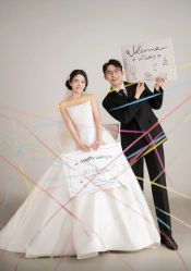 -雪中彩影婚纱摄影·微光艺术中心