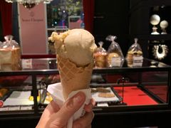 -Salon de The de Joel Robuchon(外滩18号店)