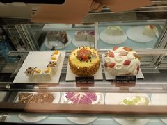 -花花卷卷·鲜食蛋糕(静安久光百货店)