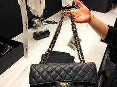 -CHANEL(恒隆广场店)