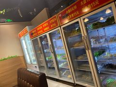 -轩于鲜旋转自助小火锅(新之城购物广场店)