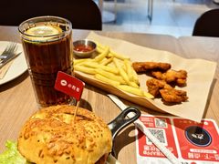 -必胜客(航洋国际店)