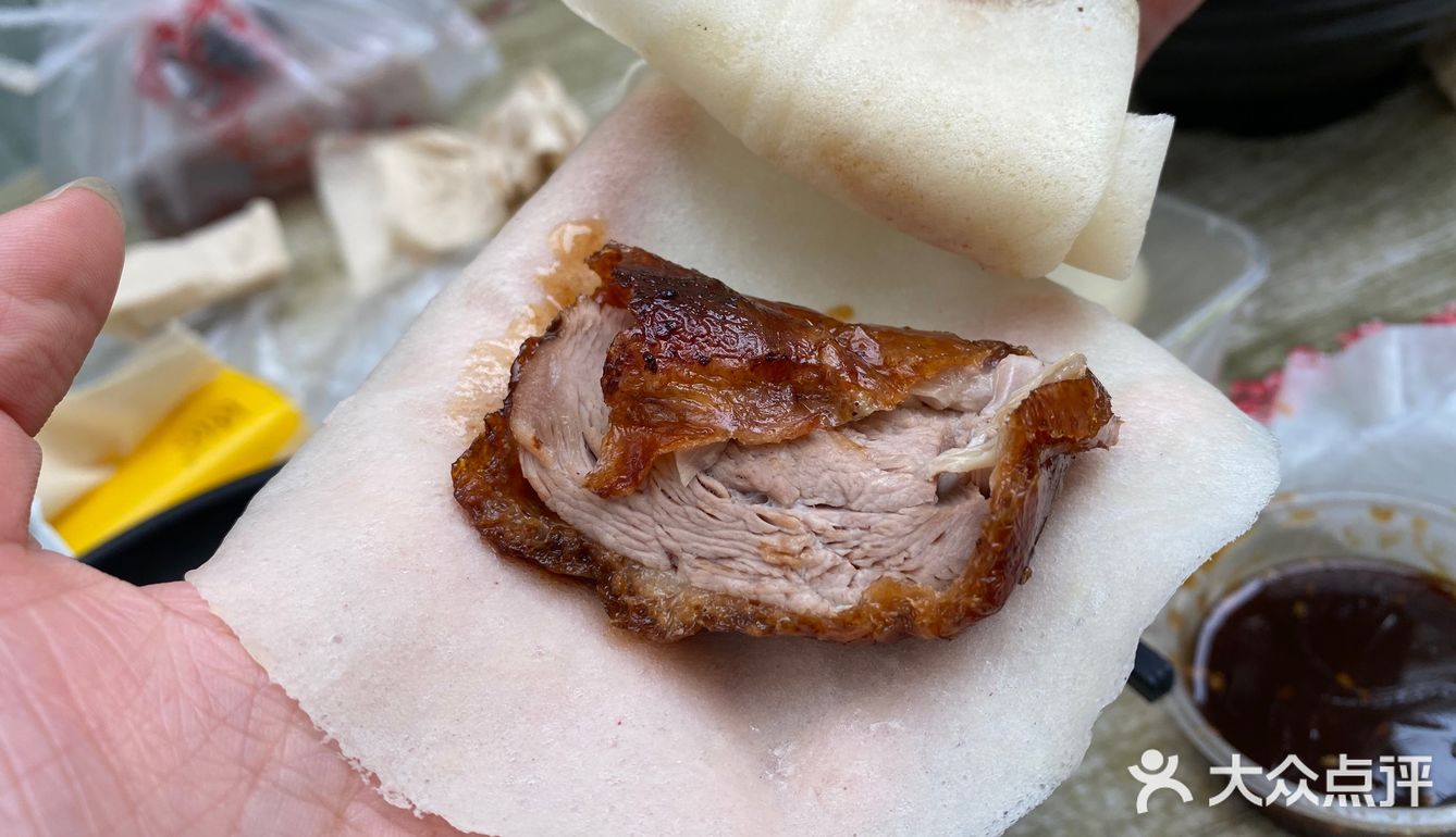 +脆饼=¥9。小区门口买了可可牛奶