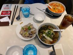 -港丽餐厅(高德置地店)