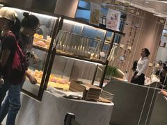 -奈雪的茶(湖滨银泰in77C区PRO店)