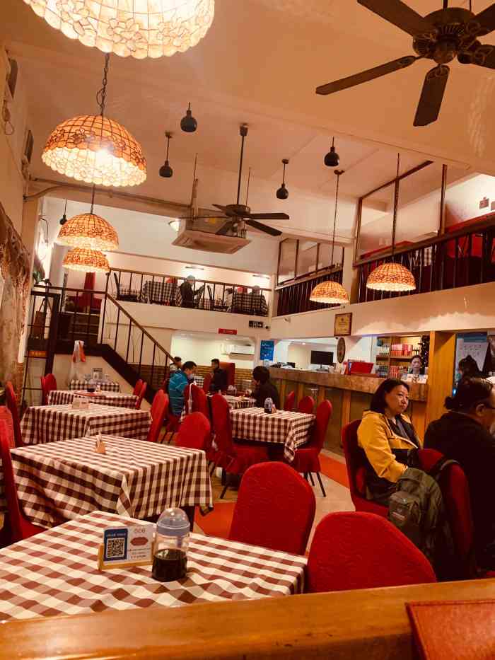 新利查西菜馆(广元路店)-"大学时候曾经来过一次,那次来吃简直是扫荡.