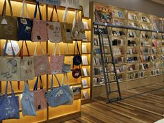 -猫的天空之城概念书店(印象城购物中心店)