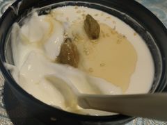 手工自制酸奶-巴扎美食·新疆菜·西域歌舞表演餐厅(新疆大厦店)