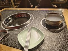 -釜御山海鲜烤肉火锅自助(新城市中心店)