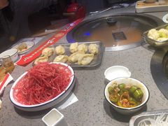 -山河屯铁锅炖(哈西站店)