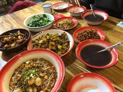 嫩豆腐牛蛙-老三样·美食研究中心(世贸路店)