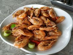 -亚龙湾8号(丁村万人海鲜广场店)