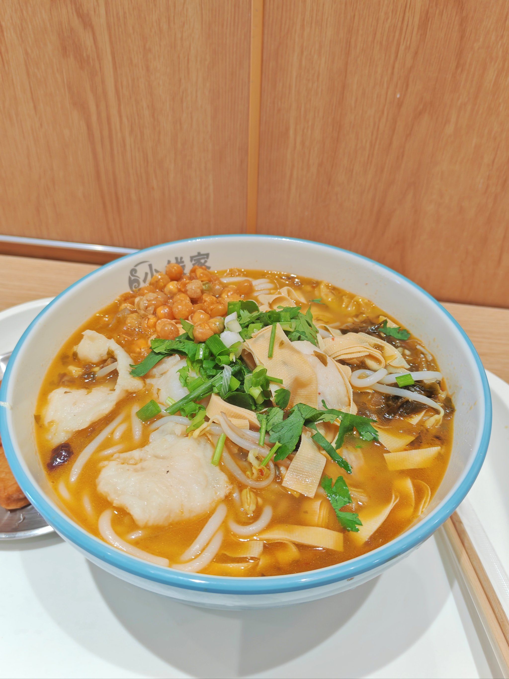 大连信息:5.7元的酸菜鱼米线套餐
