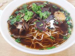 -小马牛肉面·牛骨熬制(南京博物院店)