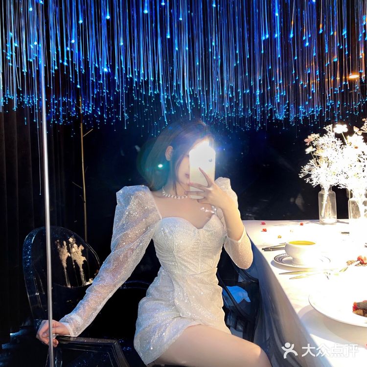 重庆绝美全江景概念餐厅