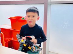 -斯坦星球AI编程·机器人科创·科学实验·信奥·思维·STEM·积木拼搭·竞赛考级(浦东联洋广场大拇指龙阳御桥中心)