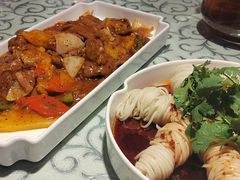 -巴特餐饮6加1音乐餐吧·新疆菜