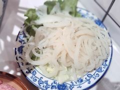 -卤校长老火锅(杨家坪直营店)