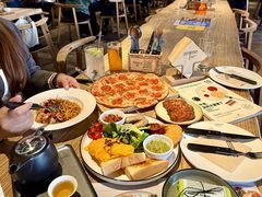 -Common Table · Brunch & Coffee