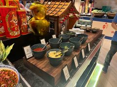 -广州万富希尔顿酒店·感趣自助餐厅·金秋蟹宴生蚝海鲜刺身