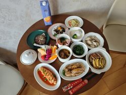 -童谣里医疗级月子中心(独栋湖景店)