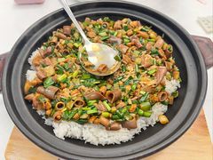 海肠捞饭-品海楼·大连海胆锅贴馆(东港店)