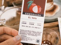 -六月花园咖啡馆(中关村东路店)