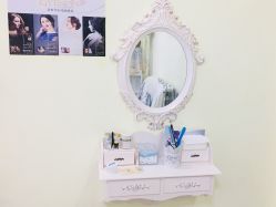 -U mi Nail美甲工作室