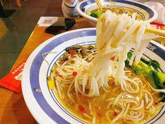 -霸蛮湖南菜·牛肉粉(荣京西街店)