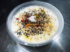 -白翔甜食店