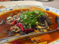 -吴越荣记苏州菜·松鼠桂鱼100%活鱼现做(斜塘老街店)