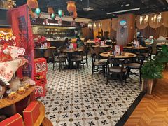 大堂-耶里夏丽·丝路新疆菜·清真食品(徐汇南丹东路臻选店)
