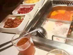 -海底捞火锅鲜切牛肉主题店(长寿路店)
