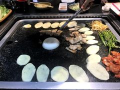 薄片五花肉-三通阁石板烤肉