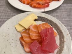 -广州万富希尔顿酒店·感趣自助餐厅·金秋蟹宴生蚝海鲜刺身