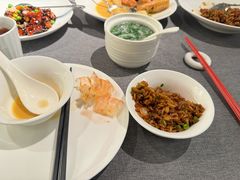 -HOMES上海本帮菜(襄阳公园店)