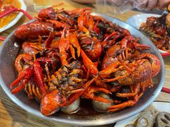 -李双猪·小龙虾·烧烤·羊肉煲(乐山店)
