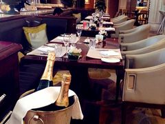 iphone_upload_pic-LONG BAR 廊吧(外滩华尔道夫酒店)