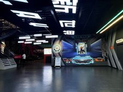 -极限PLAY运动娱乐新世界·团建派对表演休闲馆·室内高空游乐园