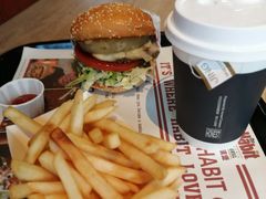 -The Habit Burger Grill 哈比特汉堡(复兴soho店)