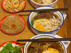 -矮子粉店1985·长沙米粉(湘春路店)