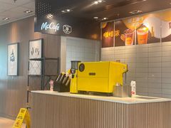 -麦当劳(凯旋路新淮海坊店)