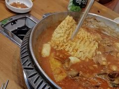 -喇喇排骨火锅·传统韩式脊骨汤(望京西园总店)