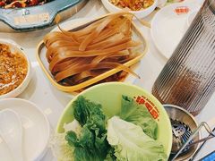 -渔香岛美蛙鱼头火锅(威清路店)