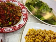 -江城燕子大排档(江汉路步行街店)