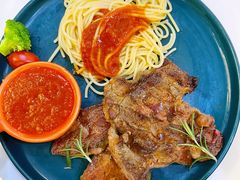 -丽莎沙拉轻食餐厅(国贸店)