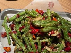 -耶里夏丽·新疆菜·28年喀什老馆(田林东路店)