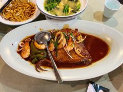 渔娘炖杂鱼-渔娘渔家丹东海鲜(东直门店)