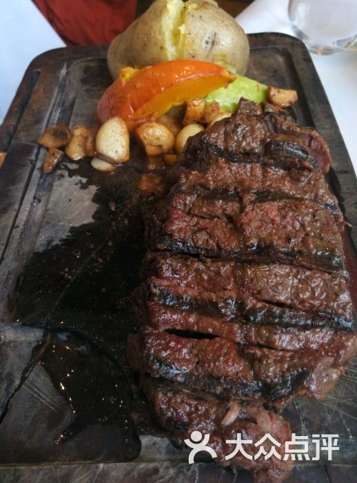 steaking食间牛排馆(凯德和平广场店)的点评